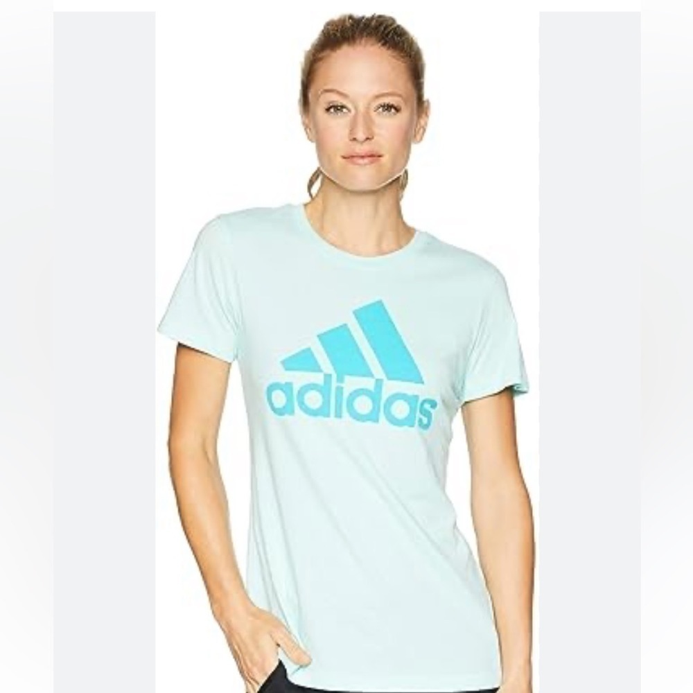 NWT ADIDAS Women’s Tee Size 3X